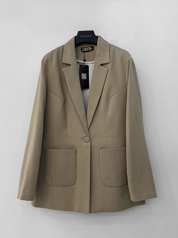 مانتو کتی اسپرت؛ کت لینن کجراه برای تیپ روی مد 1404