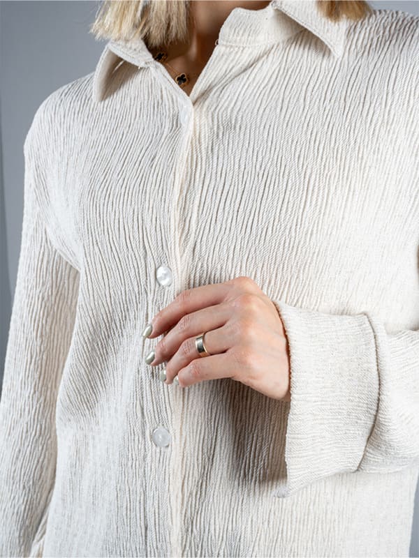 کراپ کت؛ ترکیب راحت و اسپرت با شومیز و شلوار لینن